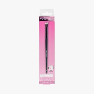 No. 15 Angled Blending Eye Brush