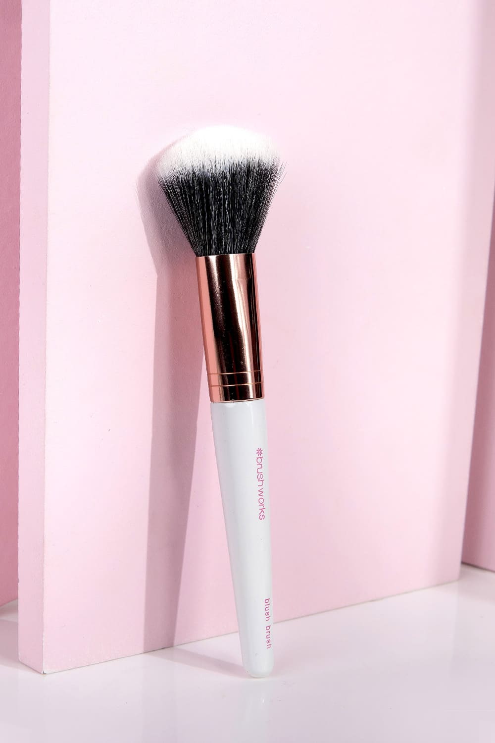 White & Gold Blush Brush - Image 2