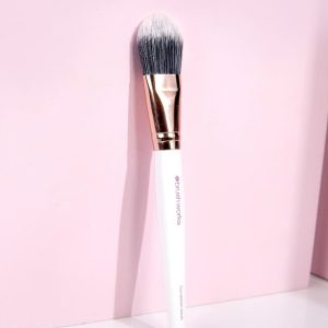 White & Gold Foundation Brush