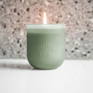 Candle 250G Amber & Freesia