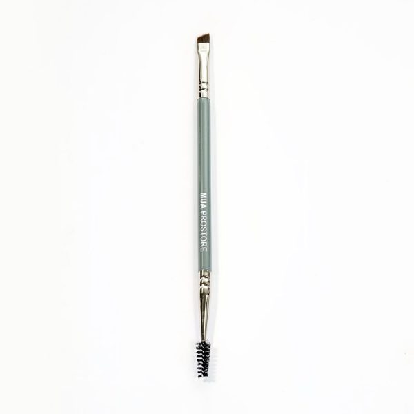 M18. MUA Groomed Brow Brush