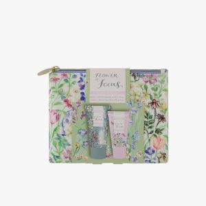 Nourish & Glow Velvet Washbag